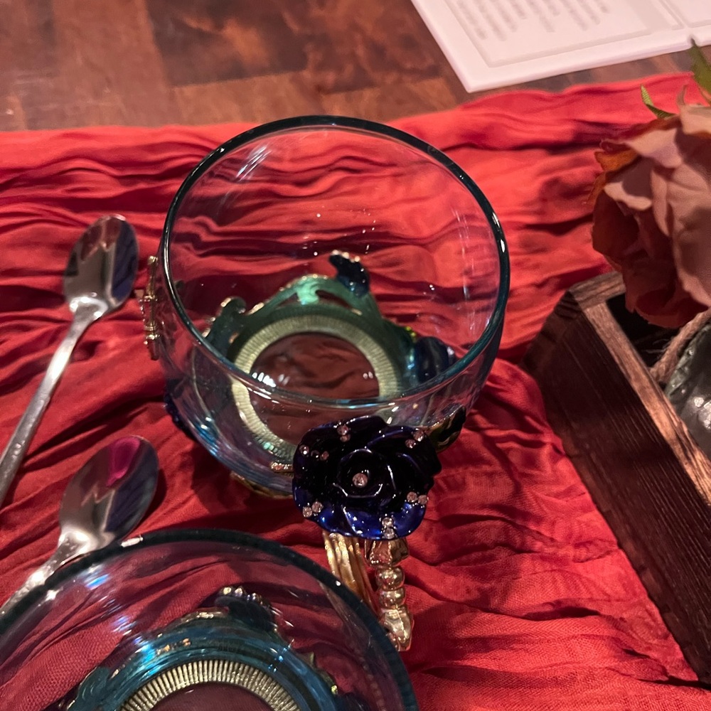 ARC of France Glass Tea Set with Butterfly Design Set of 2 - Picture 10 of 13